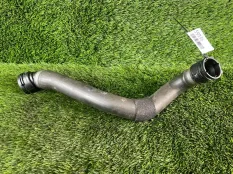 Патрубок системы охлаждения BMW 5-Series