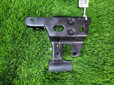 Крюк капота Audi A6