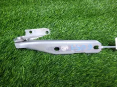 Петля капота Audi A6