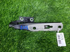 Петля капота Audi A4