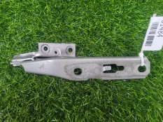 Петля капота Audi A4