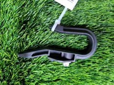 Крепление радиатора Opel Astra