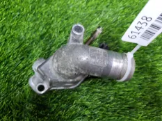 Корпус термостата Opel Astra