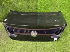 Крышка багажника Volkswagen Passat CC