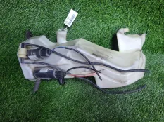 Бачок омывателя Audi A4