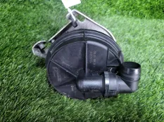 Насос воздушный Audi A8