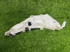 Бачок омывателя Audi A6