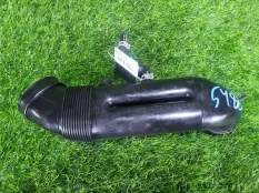 Патрубок воздушный Opel Zafira