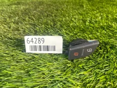 Кнопка центрального замка Audi A8