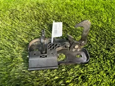 Замок капота Volkswagen Passat