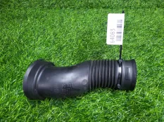 Патрубок воздушный Opel Zafira