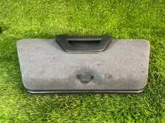 Ящик для инструментов Audi A8