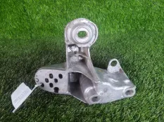 Кронштейн двигателя Audi A6 Allroad