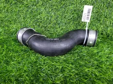 Патрубок интеркулера Volkswagen Passat