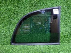 Стекло глухое Opel Zafira