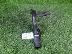 Патрубок системы охлаждения Audi A6