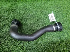 Патрубок охлаждения Audi A6