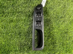 Блок стеклоподъемников Volkswagen Passat