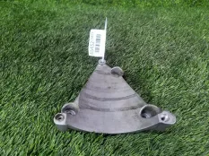 Кронштейн генератора Audi A6