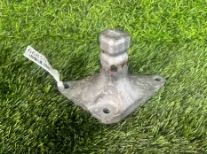 Кронштейн двигателя Audi A6