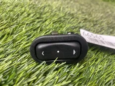 Кнопка стеклоподъемника Opel Zafira