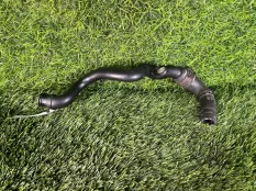 Патрубок системы охлаждения Audi A6