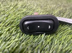 Кнопка стеклоподъемника Opel Zafira