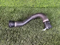 Патрубок охлаждения Audi A6