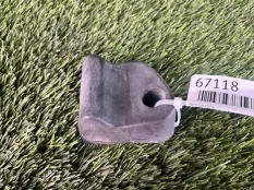 Отбойник капота Volkswagen Passat