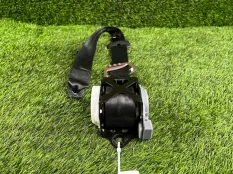 Ремень безопасности Audi A8