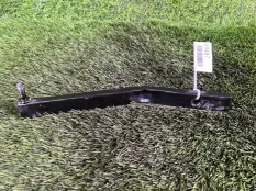 Кронштейн радиатора Audi A4