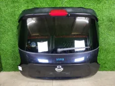 Крышка багажника Nissan Juke