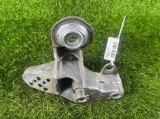 Опора двигателя Audi A4