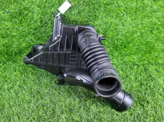 Корпус воздушного фильтра Nissan Tiida