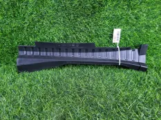 Водосток лобового стекла жабо Opel Corsa