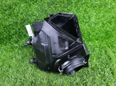 Корпус воздушного фильтра Audi A4