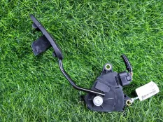 Педаль газа Nissan Tiida