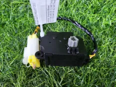 Сервопривод заслонок печки Nissan Juke