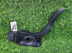 Педаль газа Ford Fiesta