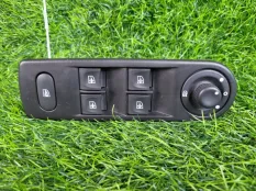 Блок стеклоподъемников Renault Captur