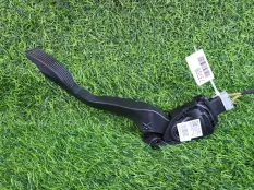 Педаль газа Peugeot 208