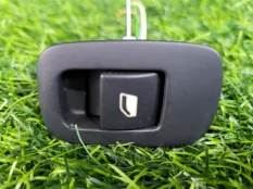 Кнопка стеклоподъемника Citroen C4 Picasso