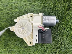 Моторчик стеклоочистителя Renault Megane