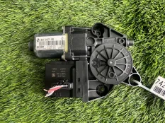 Моторчик стеклоочистителя Renault Megane