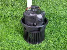 Моторчик печки Peugeot 2008