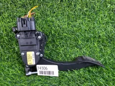 Педаль газа Ford Fiesta