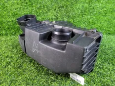 Корпус воздушного фильтра Peugeot 407 SW