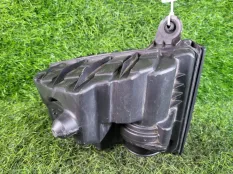 Корпус воздушного фильтра Renault Megane