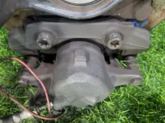 Кулак поворотный Peugeot 406