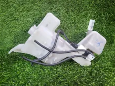 Бачок омывателя Peugeot 308